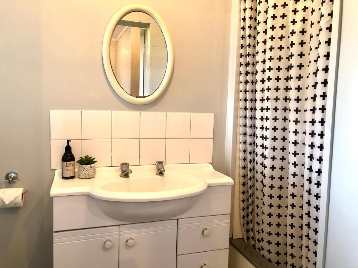 Appartement Gilmour Getaway à Raglan Extérieur photo