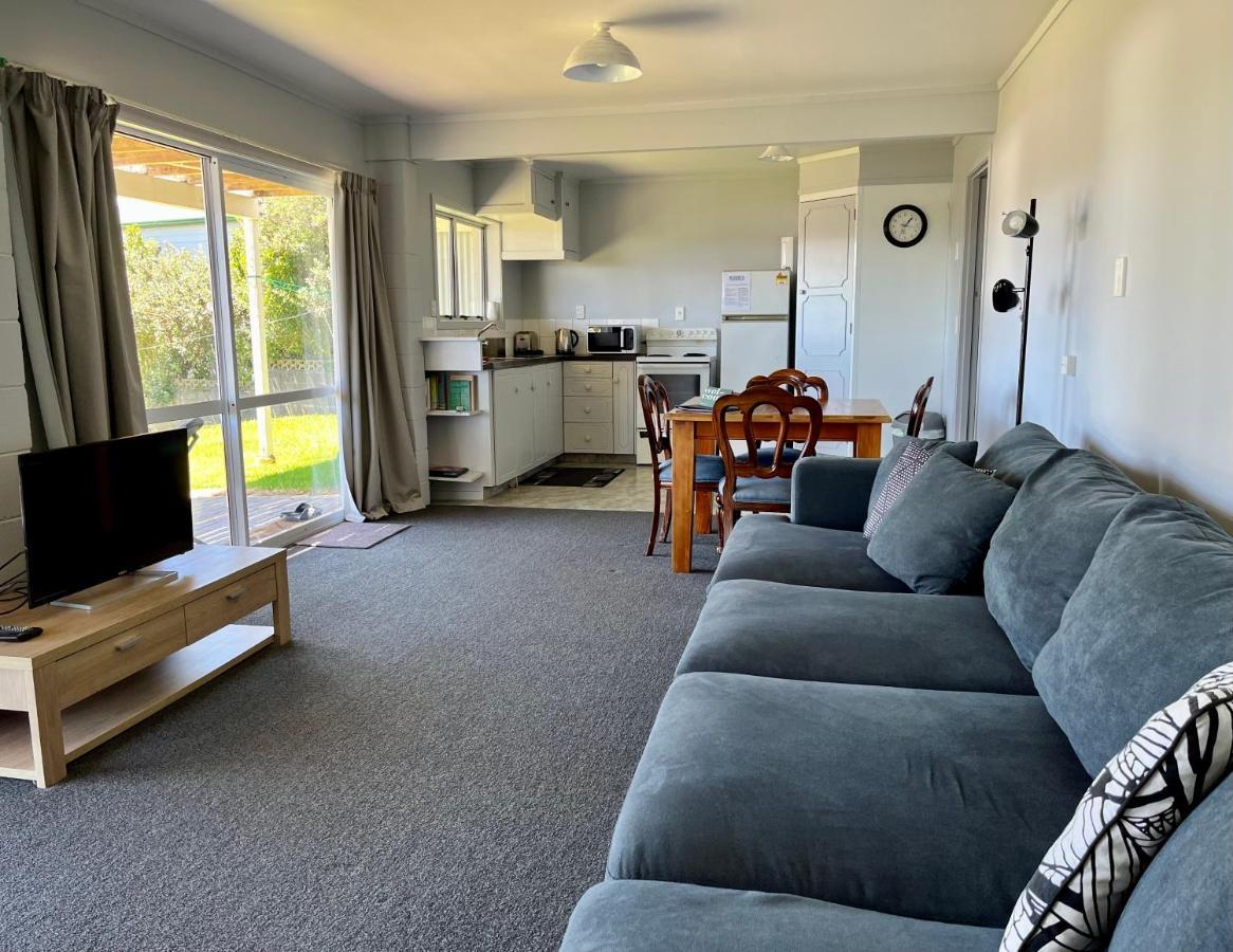 Appartement Gilmour Getaway à Raglan Extérieur photo